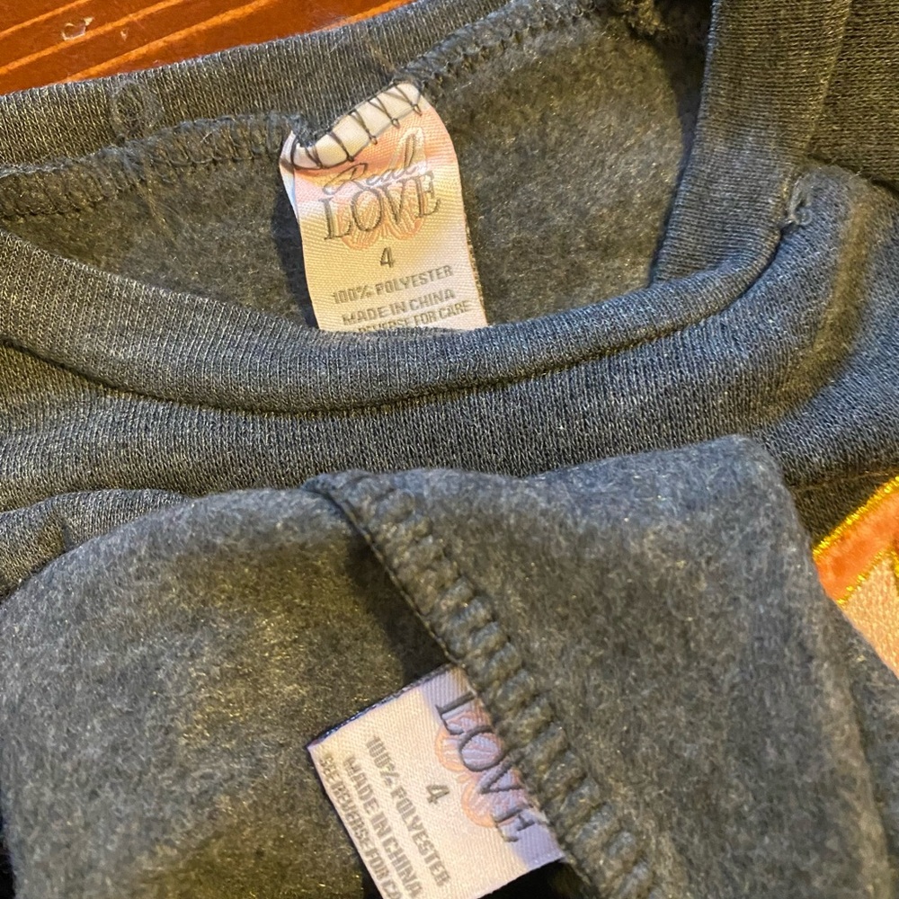 Fox peplum gray sparkle lounge suit - Picture 4 of 6